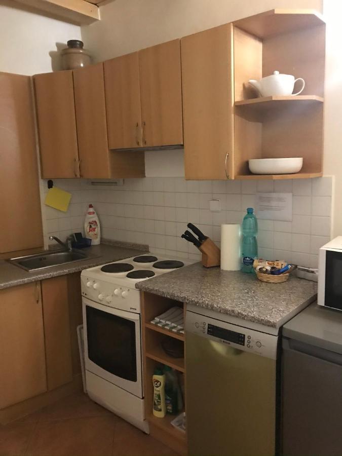 Apartment Sadova Karlovy Vary Bagian luar foto