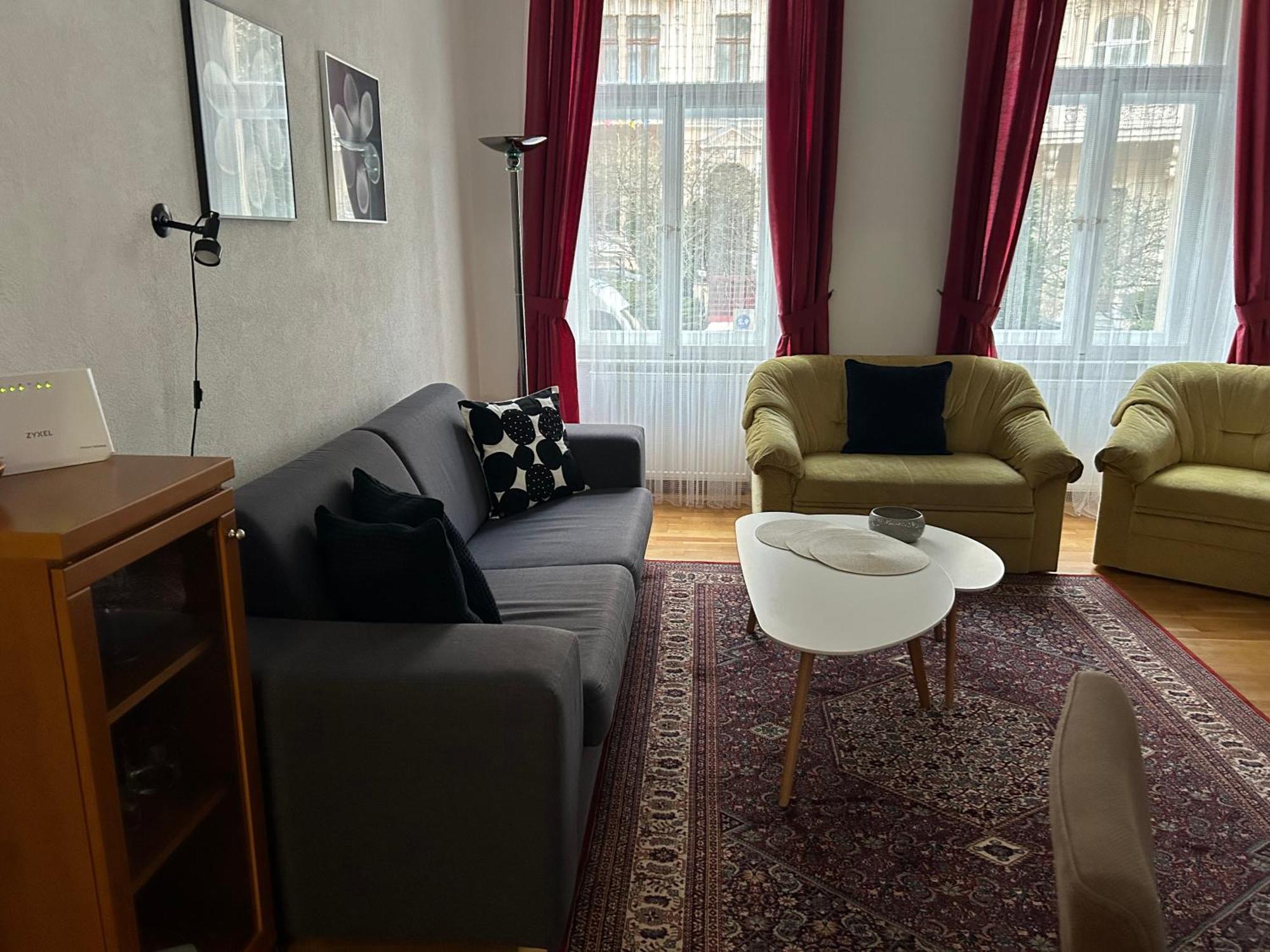 Apartment Sadova Karlovy Vary Bagian luar foto