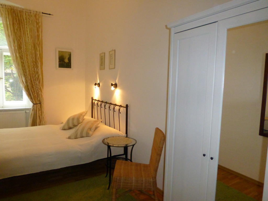 Apartment Sadova Karlovy Vary Ruang foto